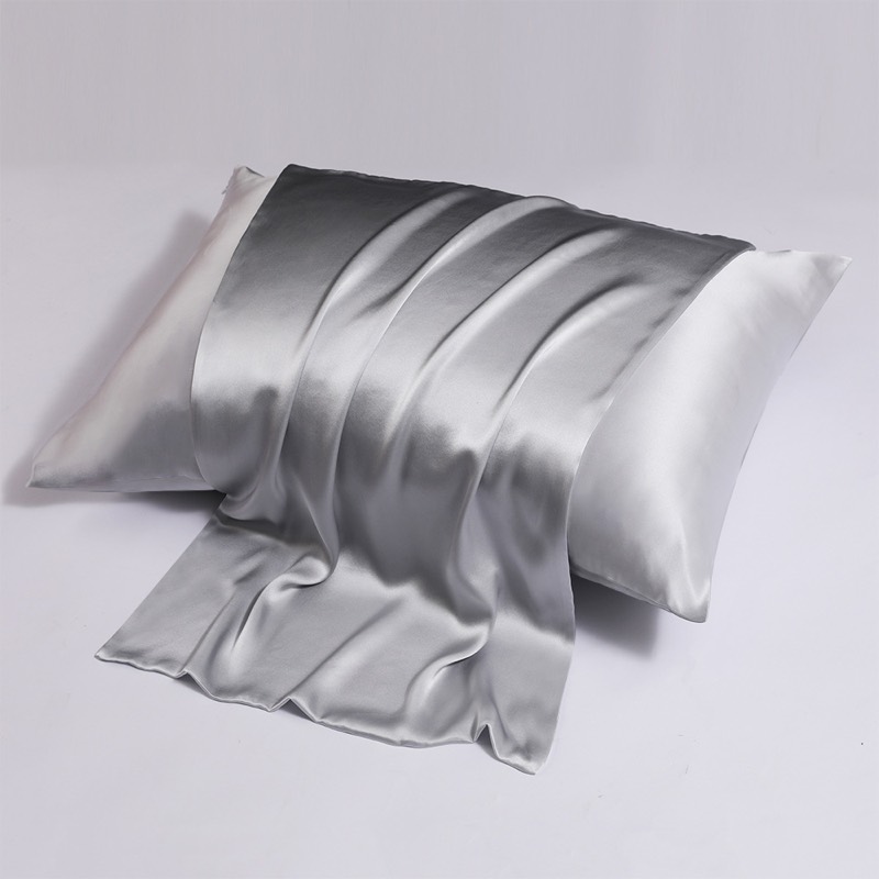 Mulberry silk pillowcase in Silver