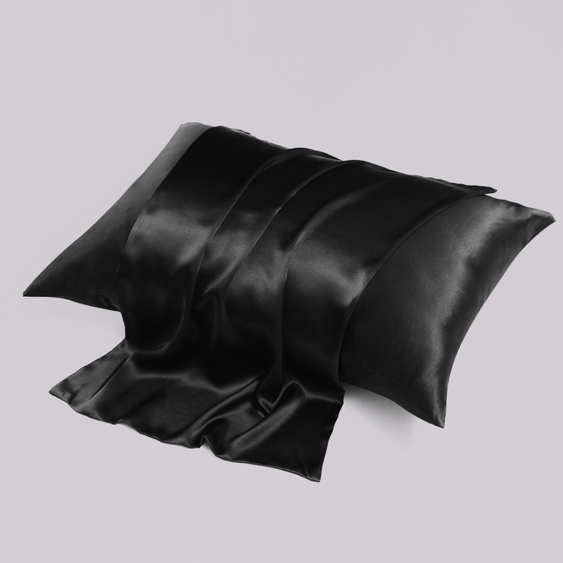 Mulberry silk pillowcase in Black